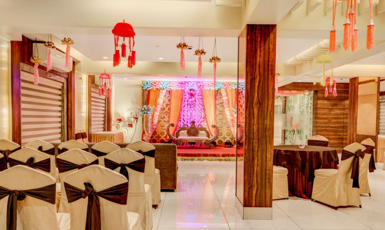 Treebo Radhe Palace Kalkutta Exterior foto